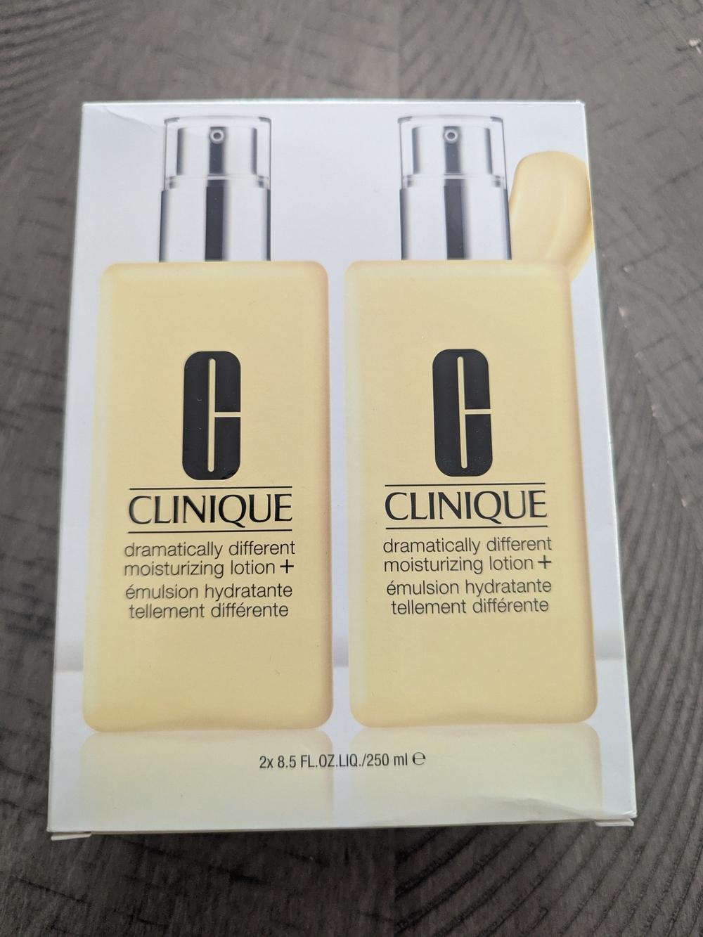 Clinique Dramatically Different Moisturizing Lotion+ — Duo Pack